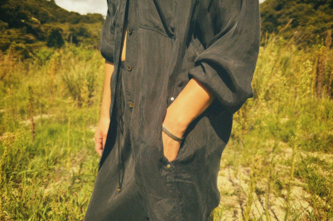 Black Shirt (NOWOS) ※ご予約アイテム。