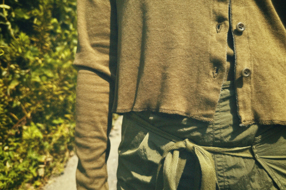 V Neck Cardigan (NOWOS) ※ご予約アイテム。