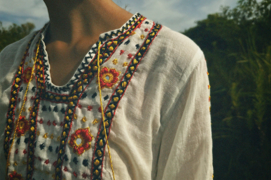 Embroidered Blouse (NOWOS)