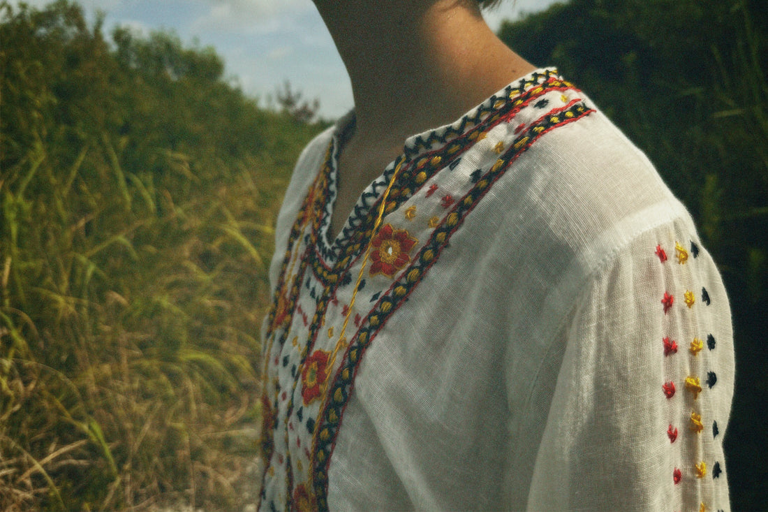 Embroidered Blouse (NOWOS)