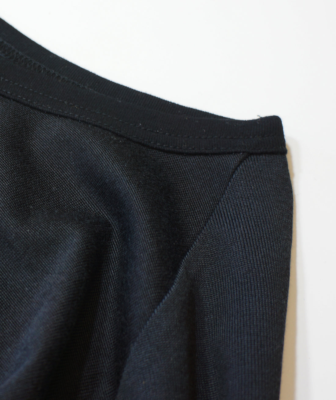 Raglan Sleeve T-shirt (NOWOS) *Reservation item