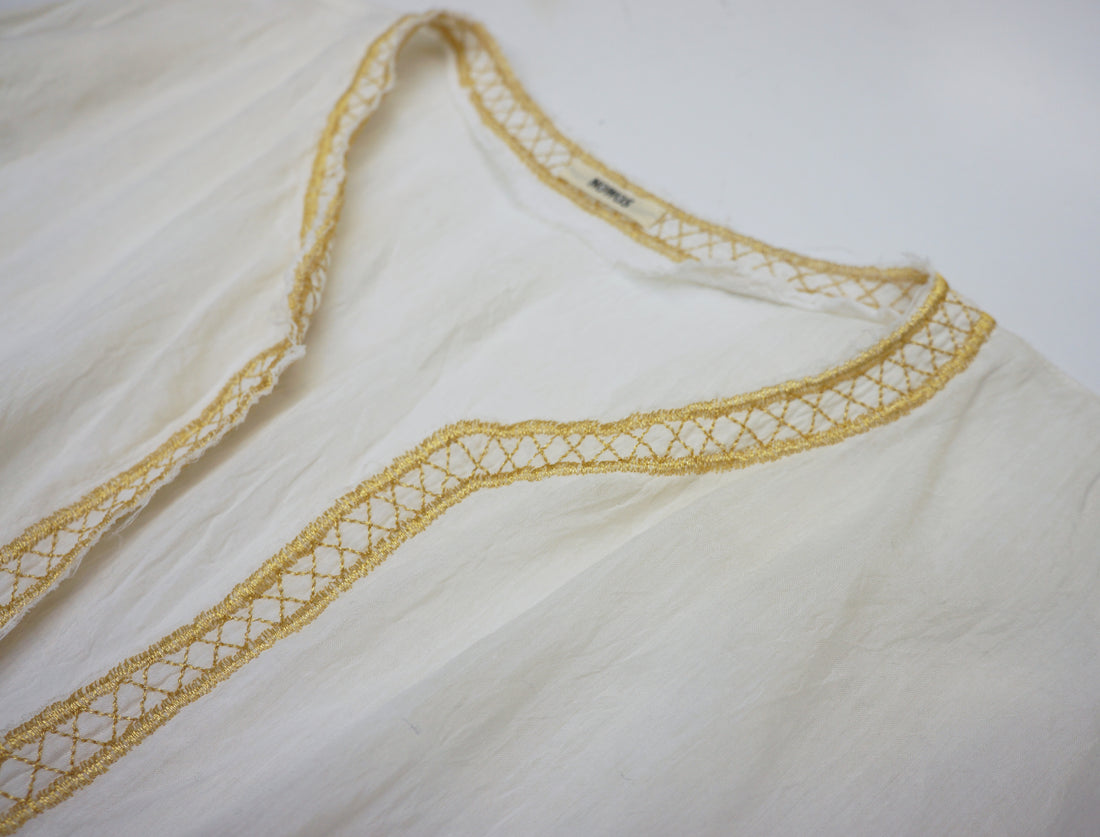 Embroiderd Blouse (NOWOS) ※ご予約アイテム。
