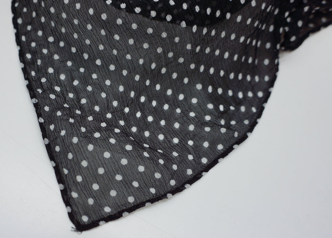 Dot Scarf (NOWOS)