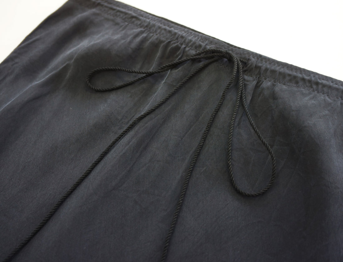 Black Skirt (NOWOS) ※ご予約アイテム。