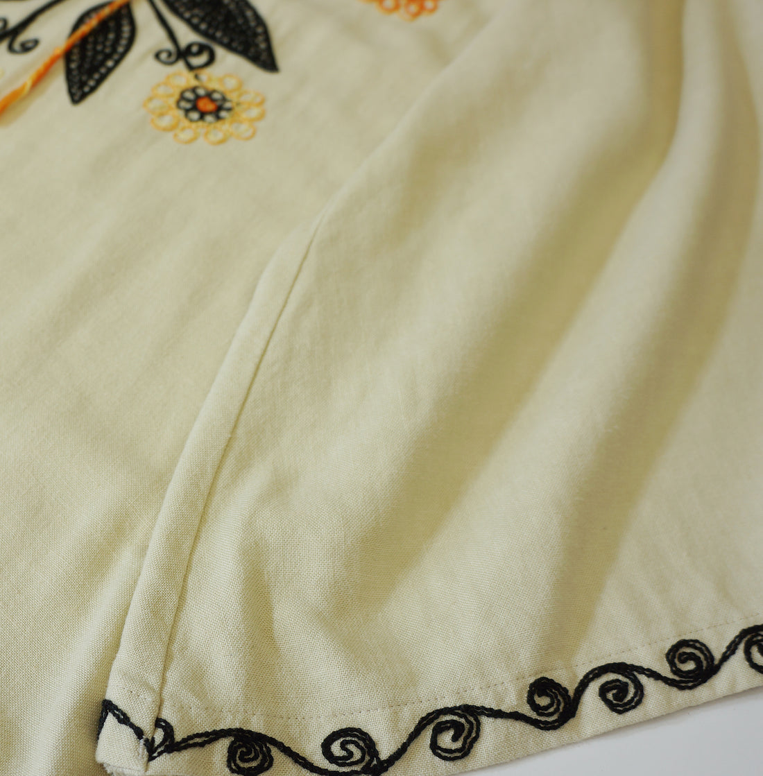 Embroidered Dress (NOWOS)