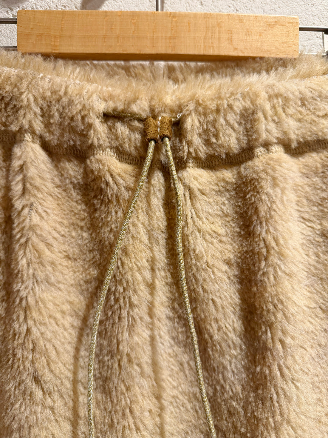 Boa Pants (NOWOS)