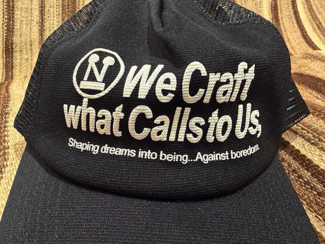 Trucker Hat (TEE NOWOS)