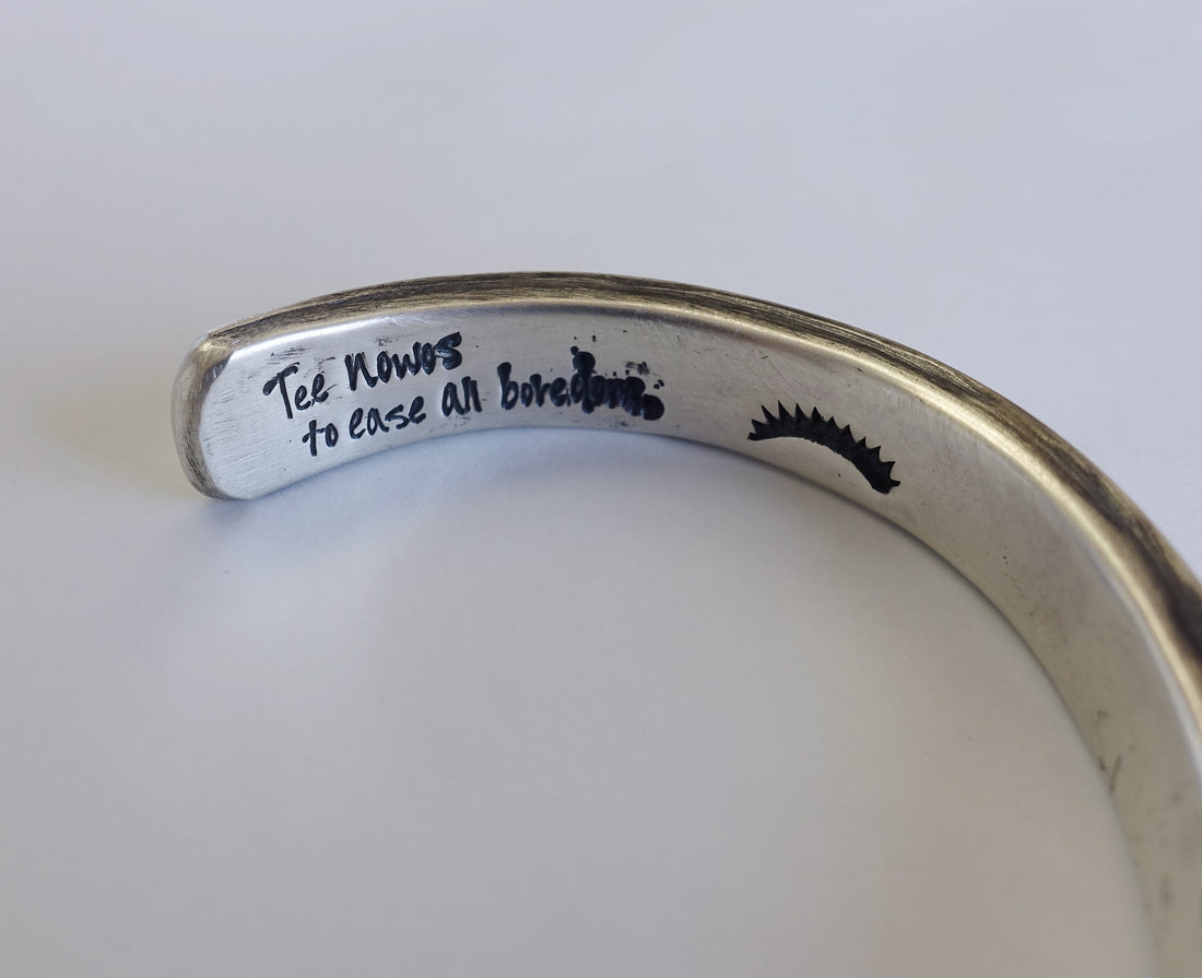 Silver Bangle (TEE NOWOS) *Reservation item.